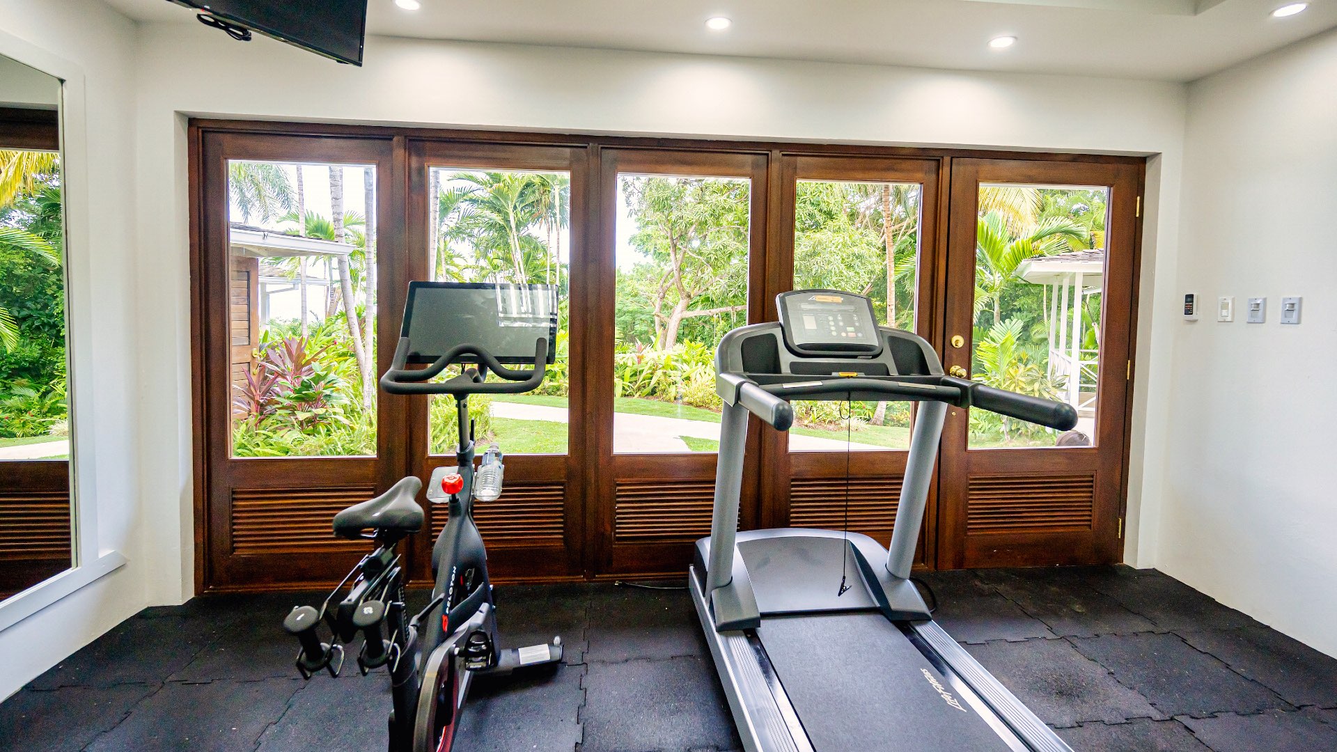 Peloton Bike and Treadmill at Coconut Cottage