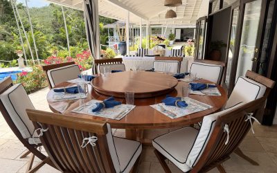 Alfresco Meals at Coconut Cottage